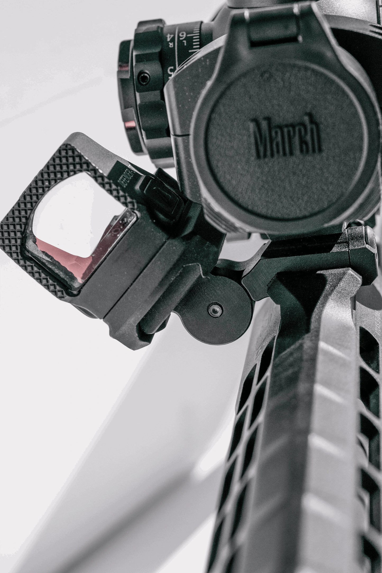 Adjustable Offset Mount on Gun